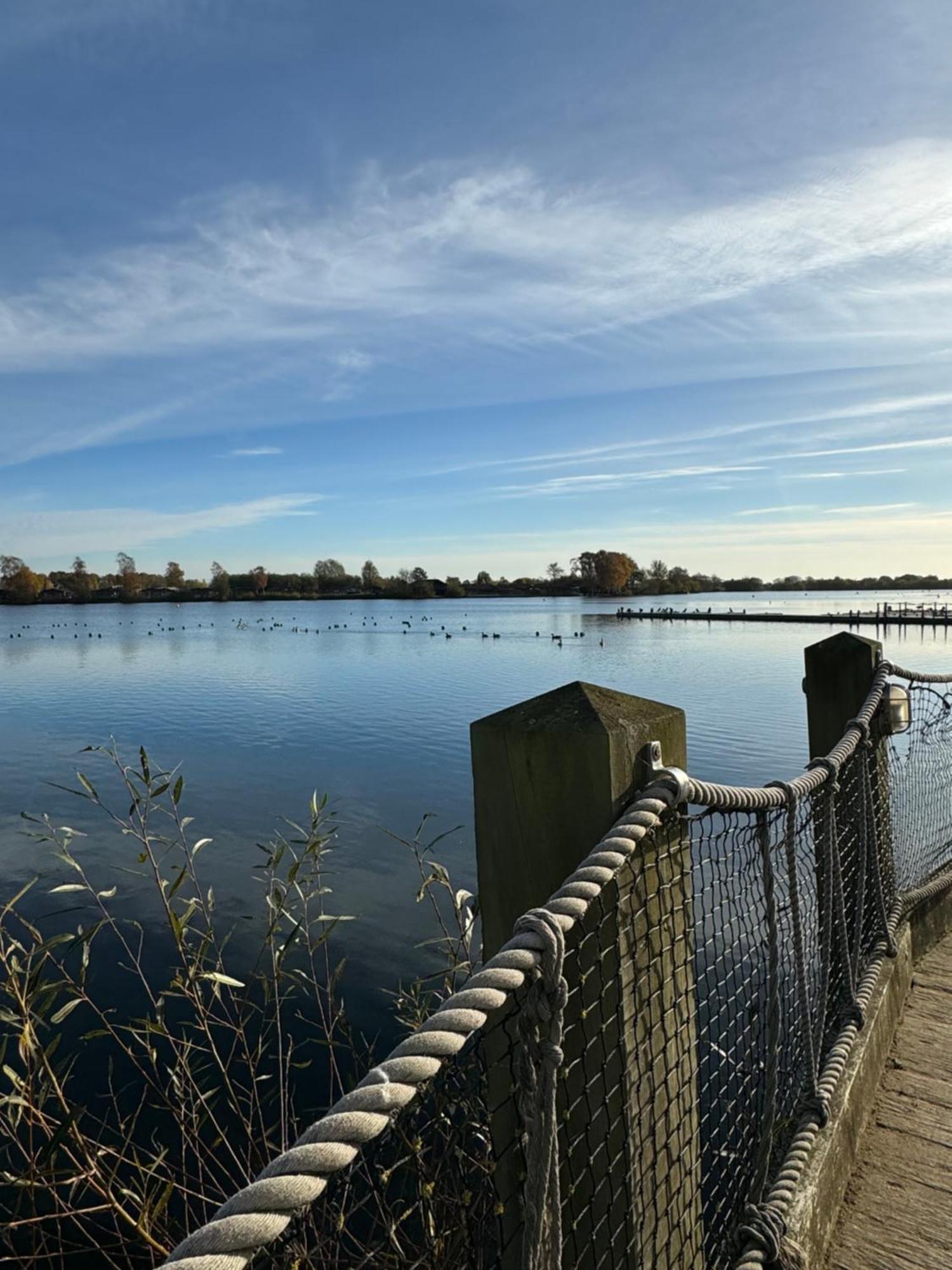 Hot Tub Retreat At Tattershall Lakes Екстериор снимка