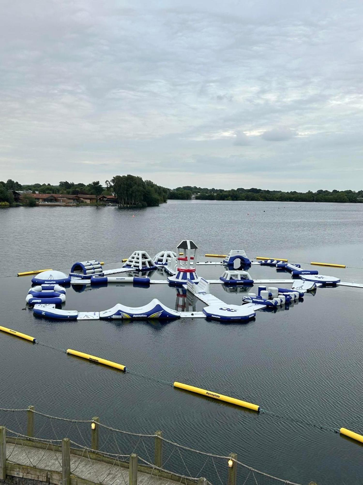Hot Tub Retreat At Tattershall Lakes Екстериор снимка